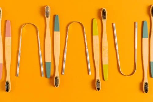 Best Tongue Scraper UK: Top Picks for Fresh Breath and a Cleaner Mouth - Edinco